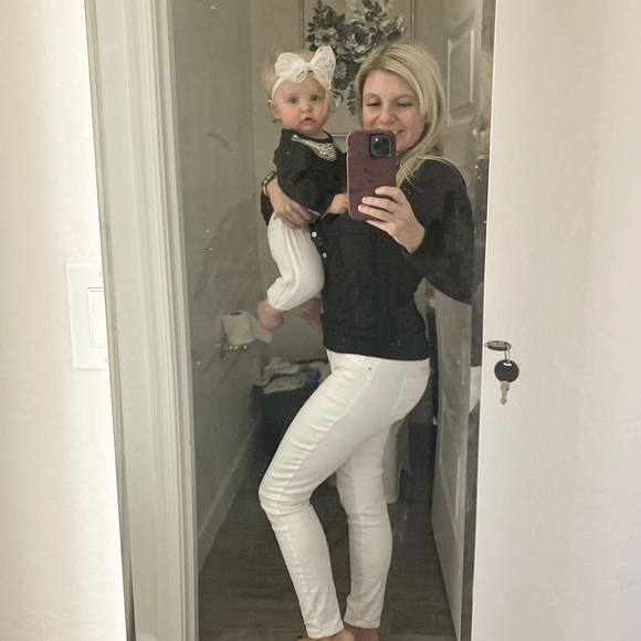 Meet your Posher, Ashli - Picture 1 of 1